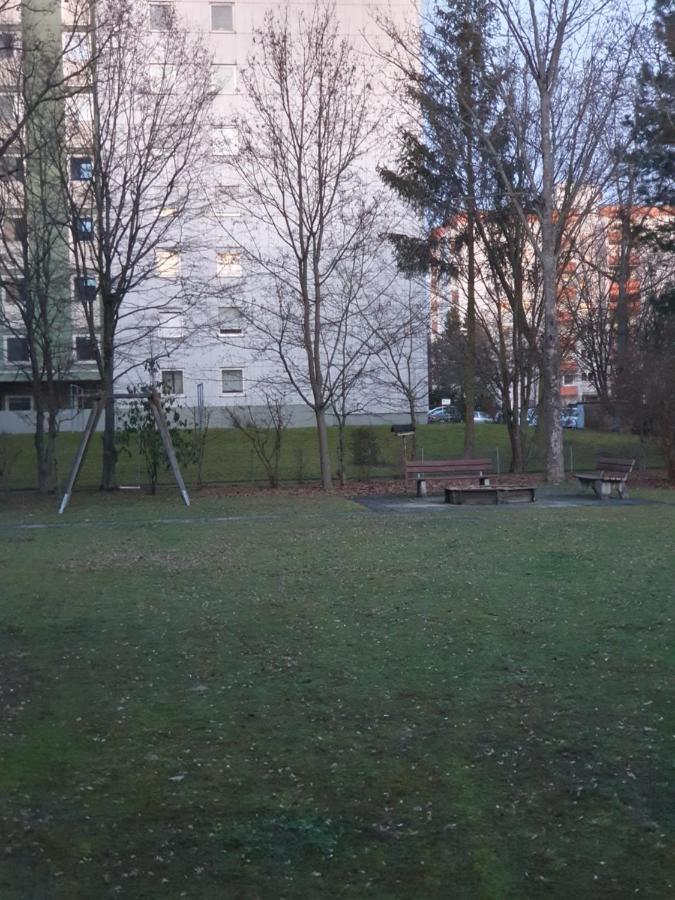 Penthouse "Marc Aurel" - Greatview, Wifi & Netflix Apartment Schweinfurt Bagian luar foto