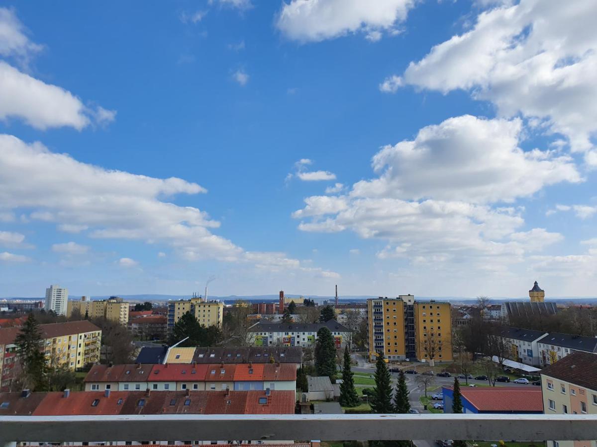 Penthouse "Marc Aurel" - Greatview, Wifi & Netflix Apartment Schweinfurt Bagian luar foto